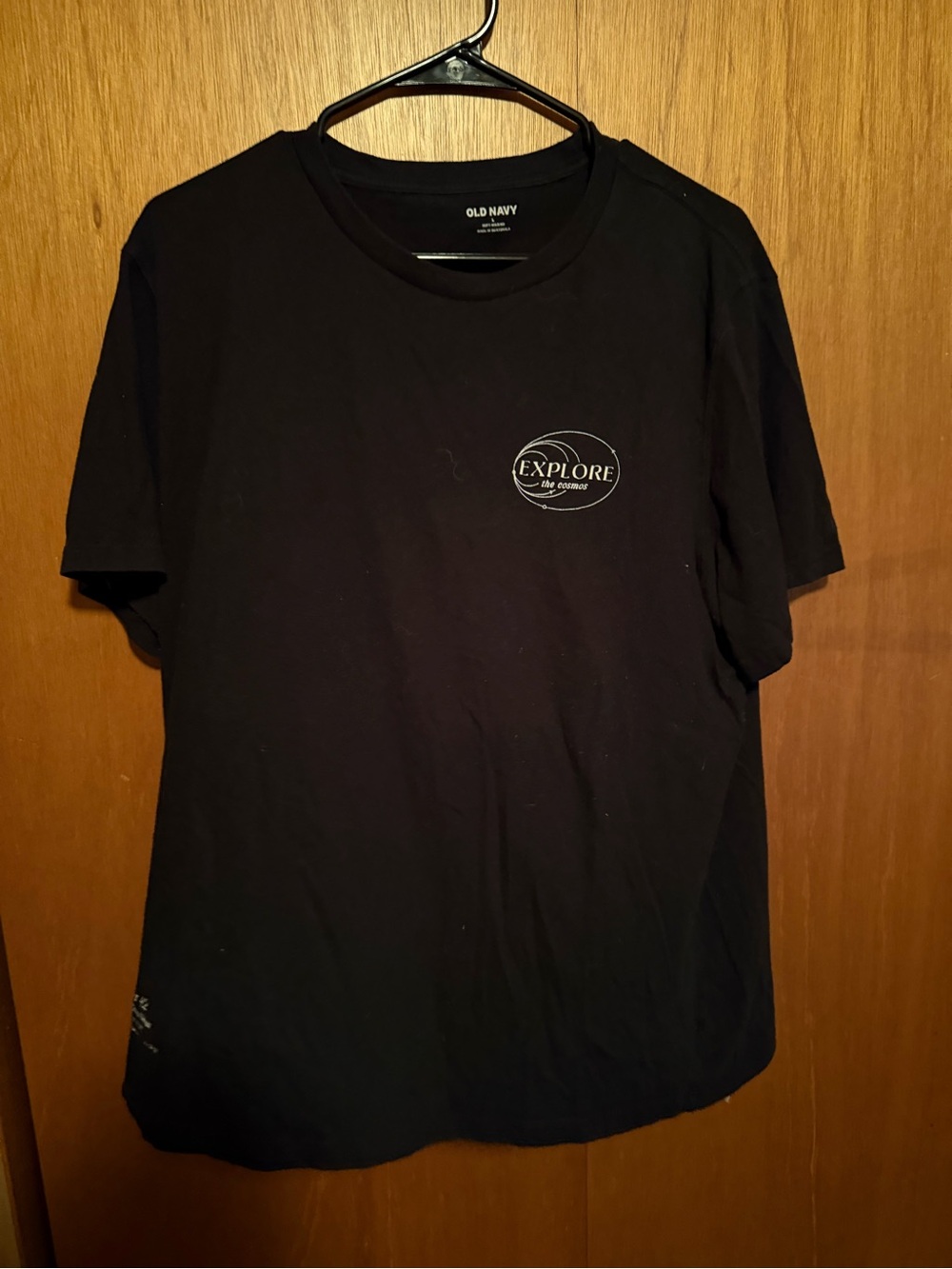 Old Navy Black Short-Sleeve 'Explore' Graphic Tee